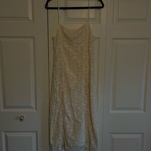 Kimchi Blue Cream Lace Strapless Slip Dress